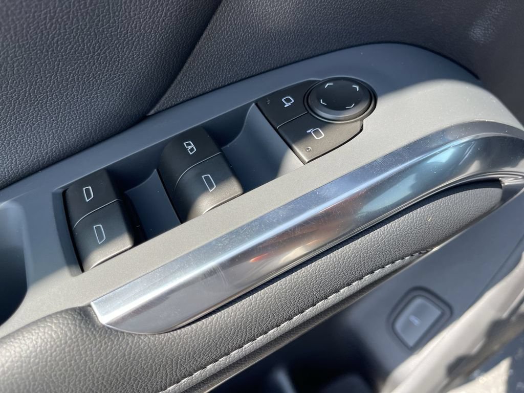 New 2026 Chevrolet Traverse LT w/ Midnight/Sport Edition AWD/4WD image 13