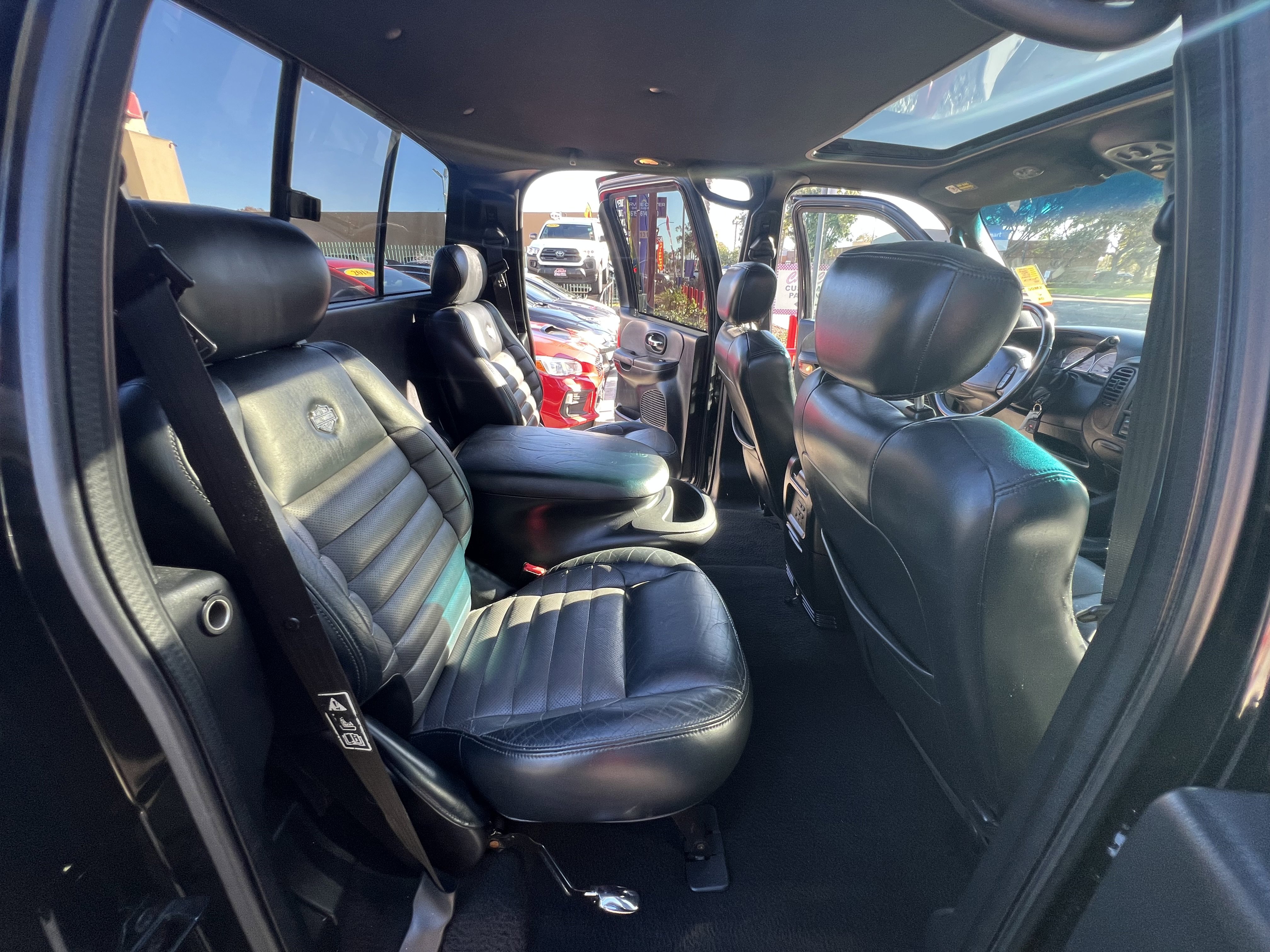 Used 2002 Ford F150 Harley-Davidson RWD image 39