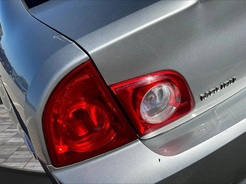 Used 2011 Chevrolet Malibu LS FWD image 23