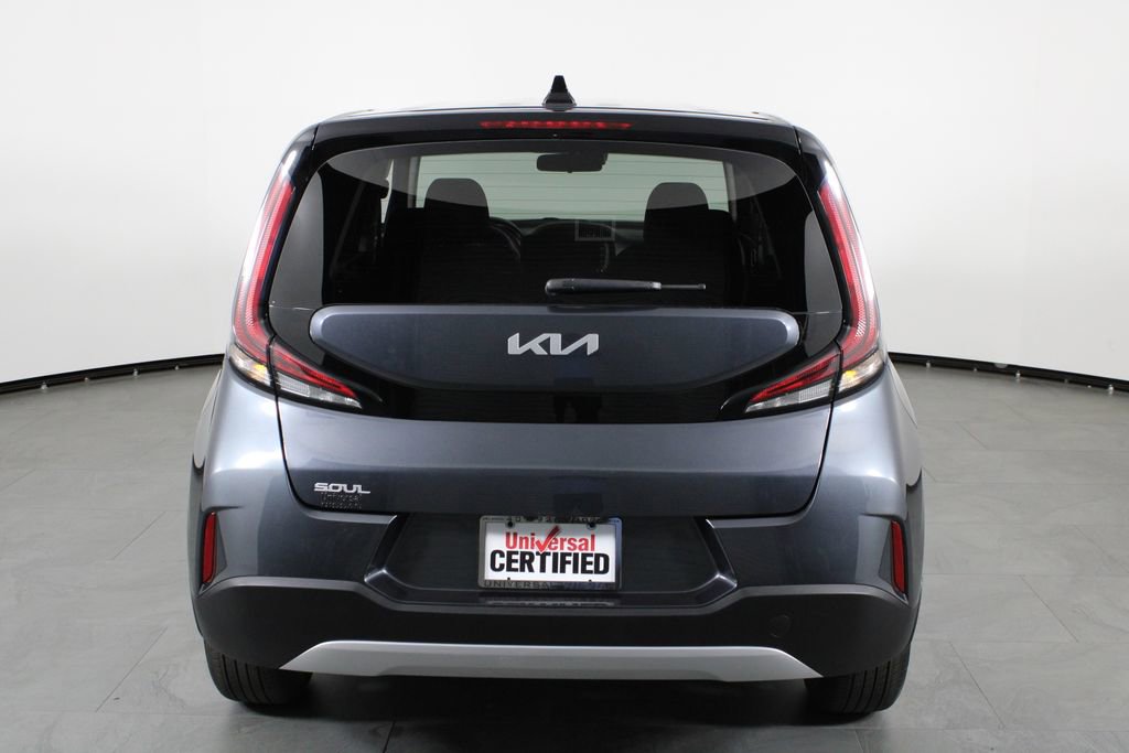 Used 2025 Kia Soul LX image 10