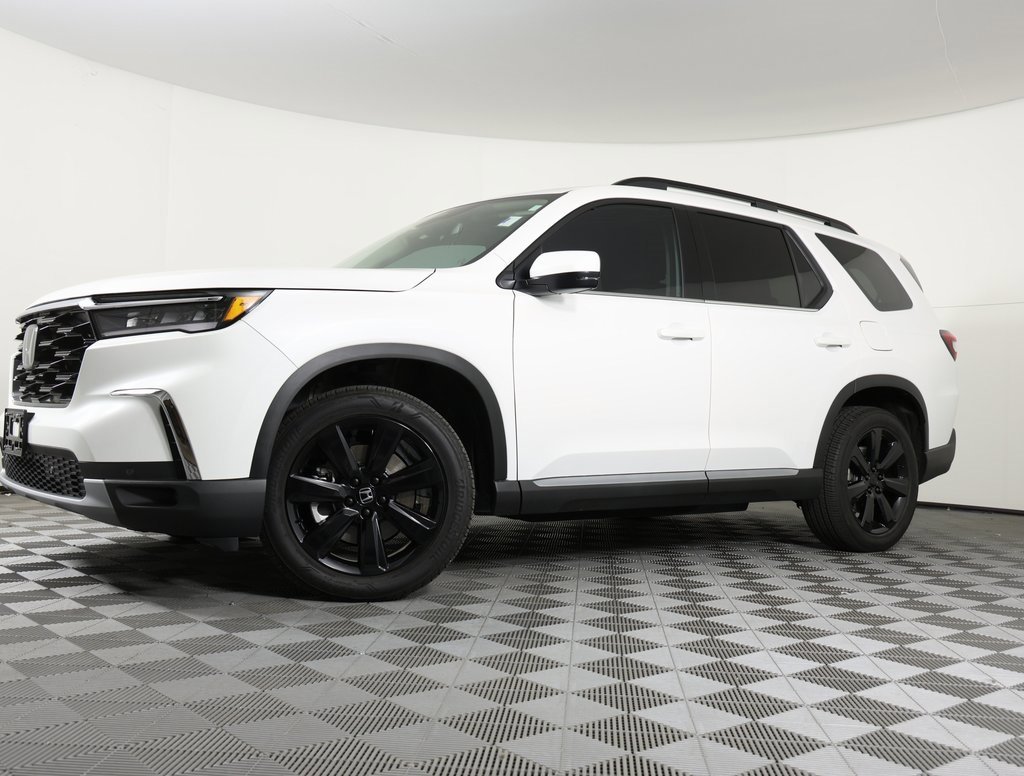 Used 2024 Honda Pilot Touring