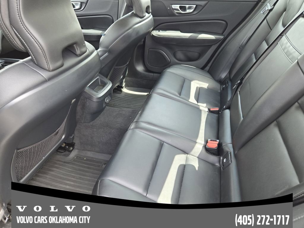 Used 2025 Volvo S60 B5 Core AWD/4WD image 29