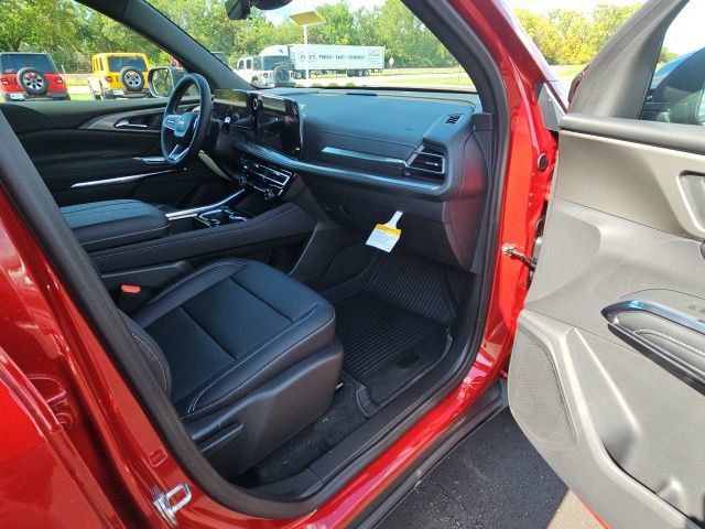 New 2026 Chevrolet Traverse LT w/ Driver Confidence Package image 34