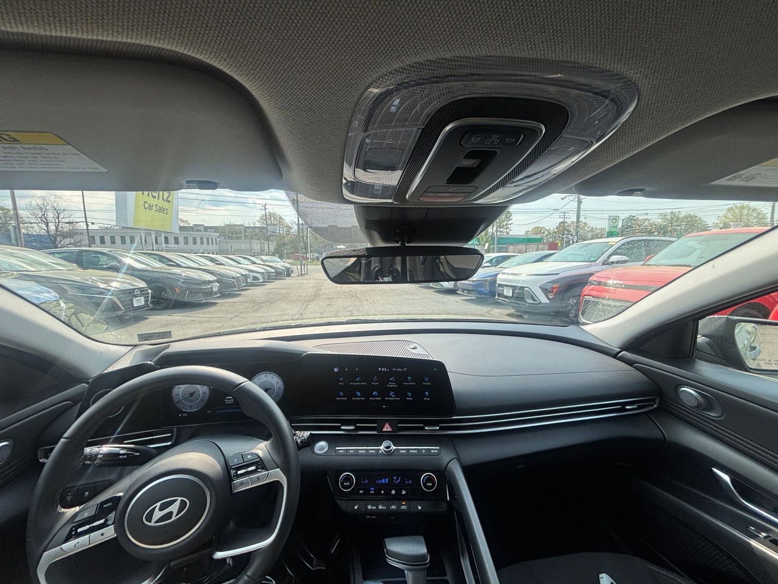 Used 2025 Hyundai Elantra SEL FWD image 36
