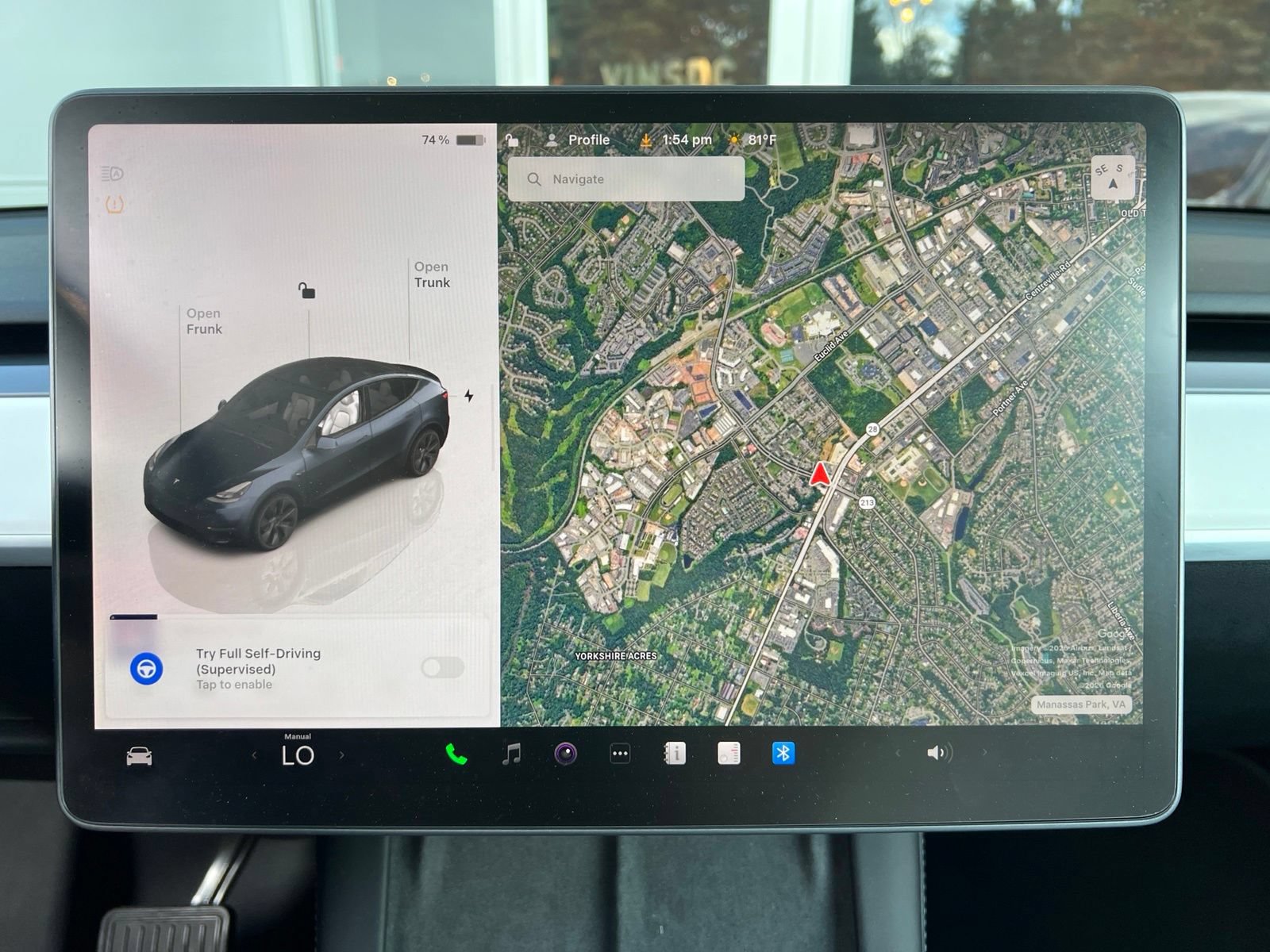 Used 2024 Tesla Model Y Long Range AWD/4WD image 16