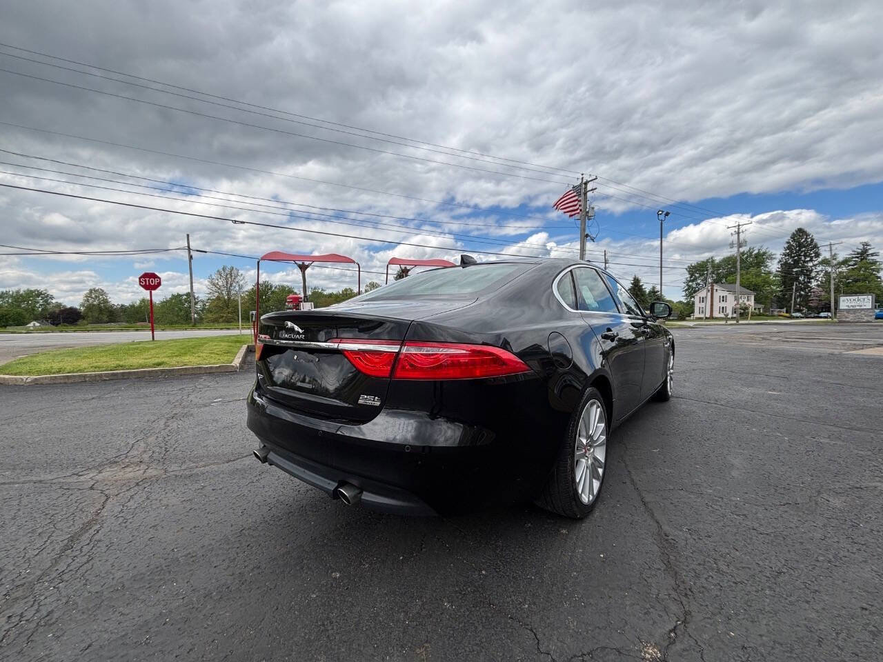 Used 2018 Jaguar XF Prestige AWD/4WD image 4
