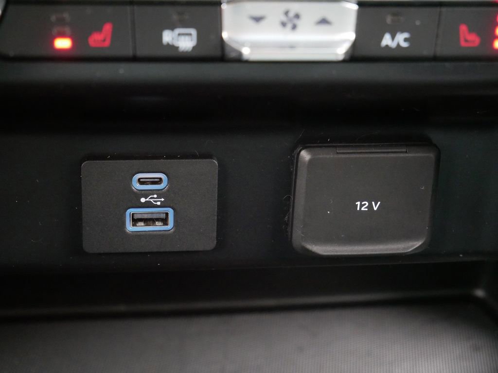 Certified 2021 Ford F150 XLT w/ Equipment Group 302A High image 27