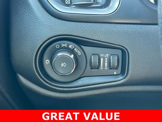 Used 2022 Jeep Renegade Limited image 20