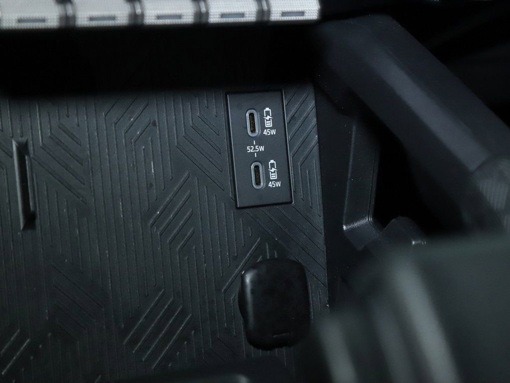 Used 2024 Toyota Tacoma SR image 29