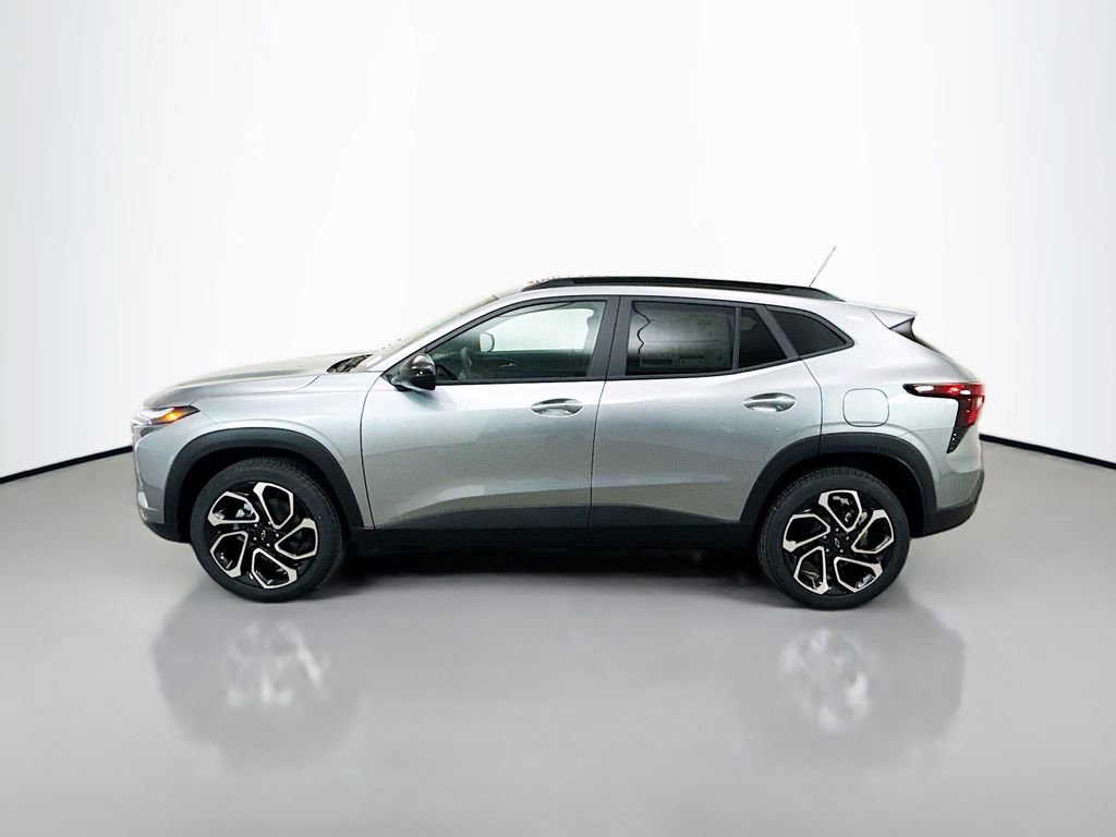 New 2026 Chevrolet Trax RS w/ Driver Confidence Package FWD image 4