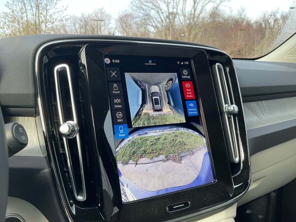 New 2026 Volvo XC40 B5 Plus w/ Protection Package Premier image 28