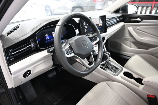 Used 2025 Volkswagen Jetta S image 21