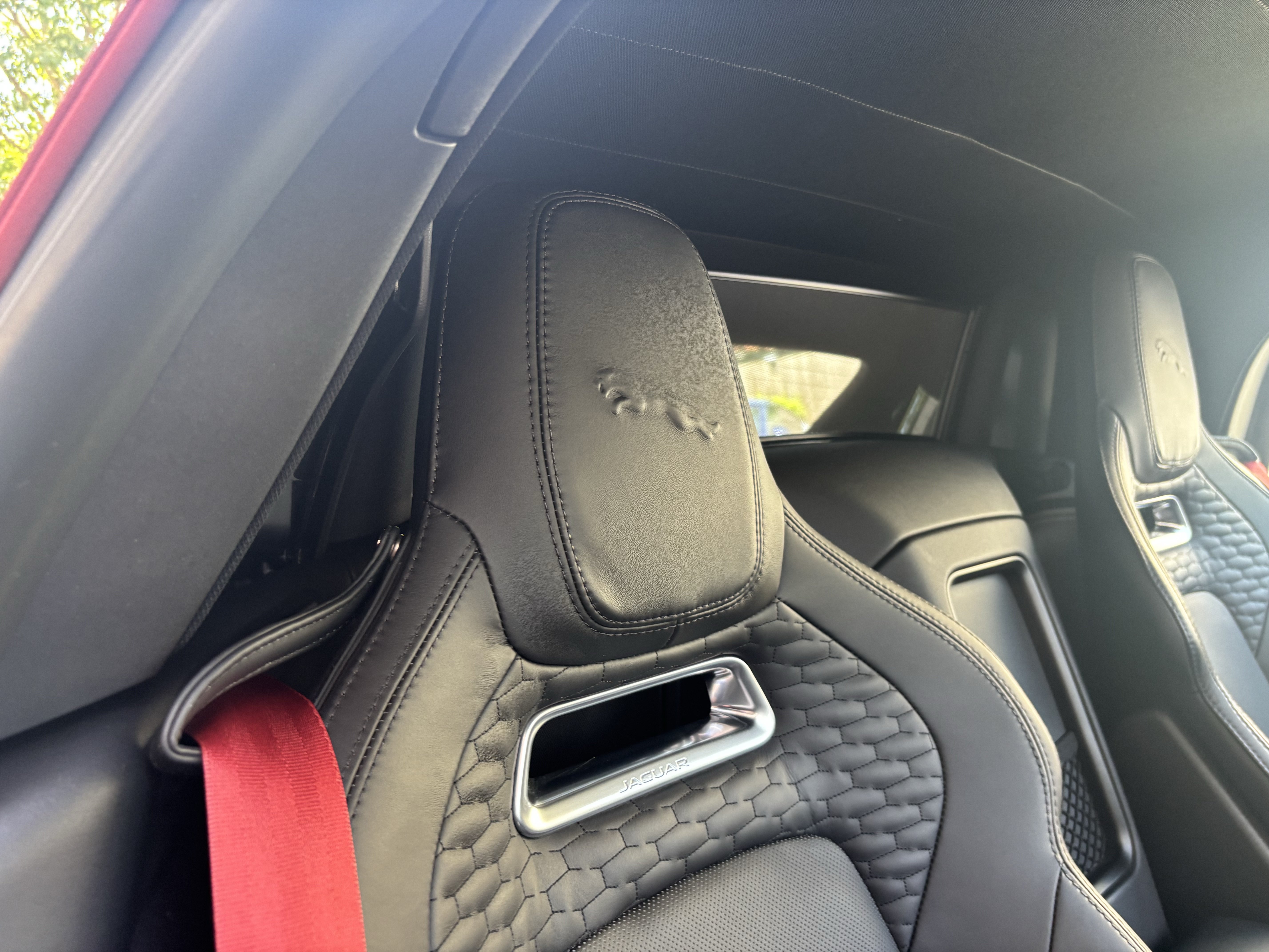 Used 2021 Jaguar F-TYPE R-Dynamic AWD/4WD image 23
