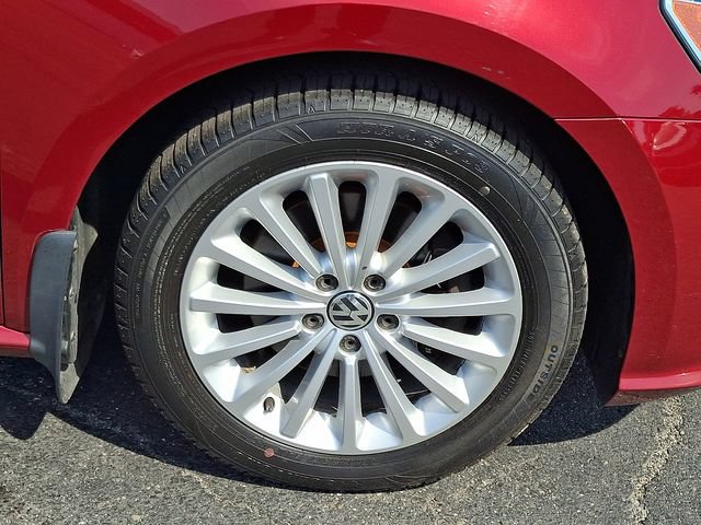 Used 2017 Volkswagen Passat 1.8T SE w/ SE Lighting Package FWD image 8