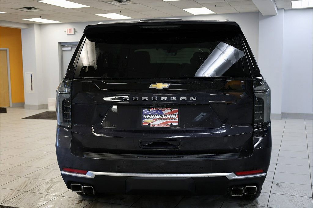 New 2026 Chevrolet Suburban High Country image 9