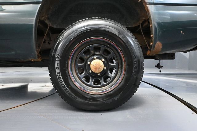 Used 2003 Chevrolet Silverado 1500 LS image 11