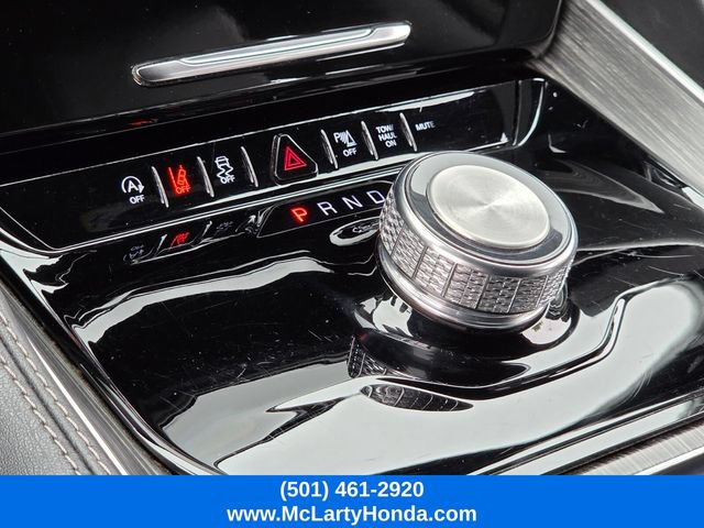 Used 2024 Jeep Wagoneer Series II w/ Flexible Seating Group RWD image 32