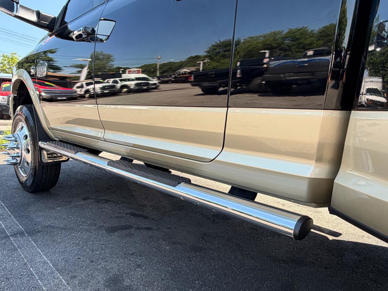 Used 2012 RAM 3500 Laramie Longhorn w/ Max Tow Pkg AWD/4WD image 16