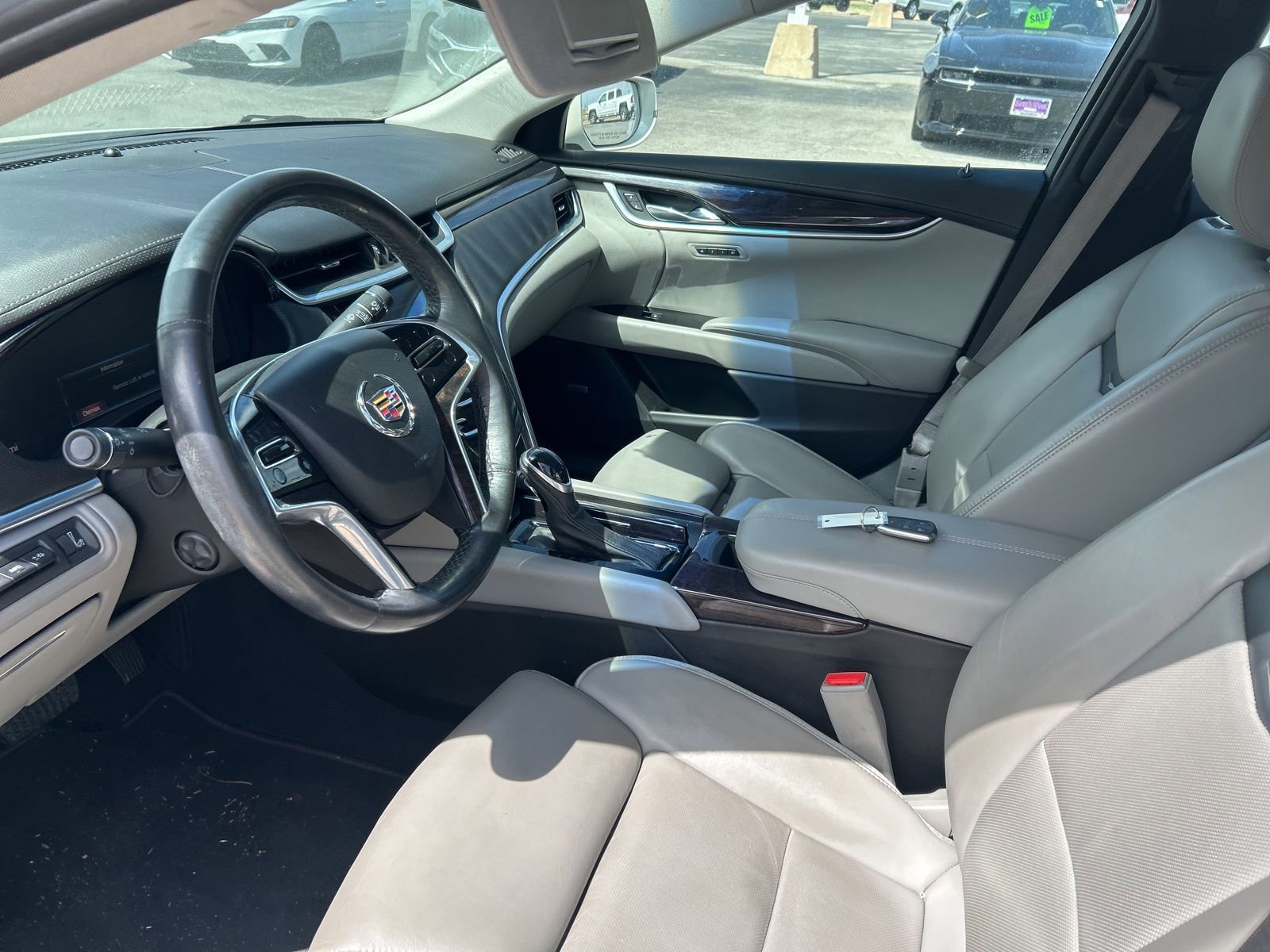 Used 2015 Cadillac XTS Premium image 12