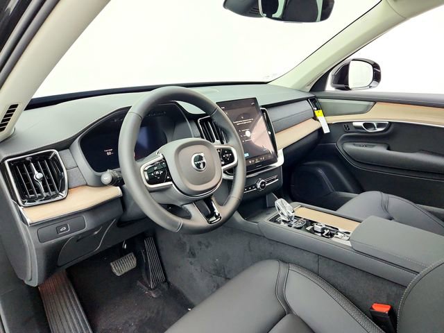 New 2026 Volvo XC90 B6 Plus w/ Protection Package Premier image 20