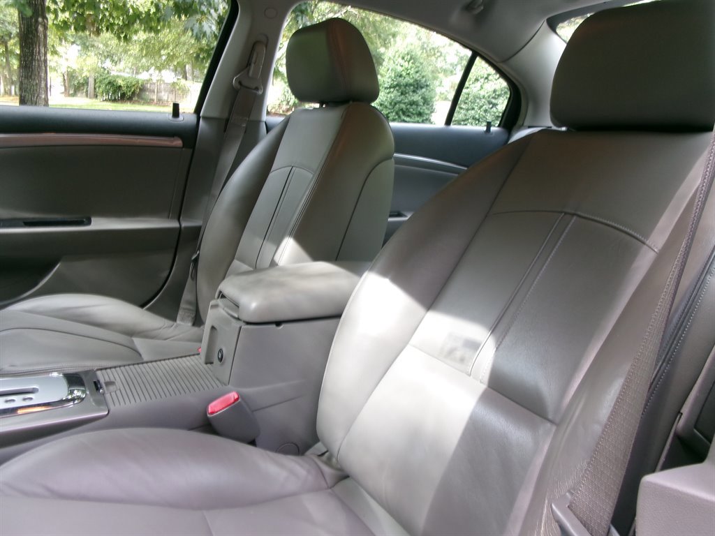 Used 2009 Saturn Aura XR image 14