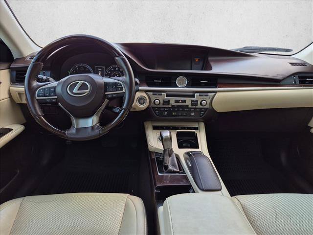 Used 2017 Lexus ES 350 w/ Luxury Package FWD image 16