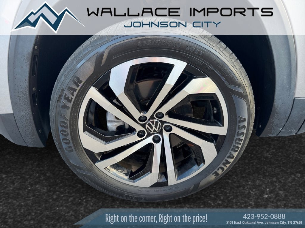 Used 2022 Volkswagen Atlas Cross Sport SEL AWD/4WD image 9