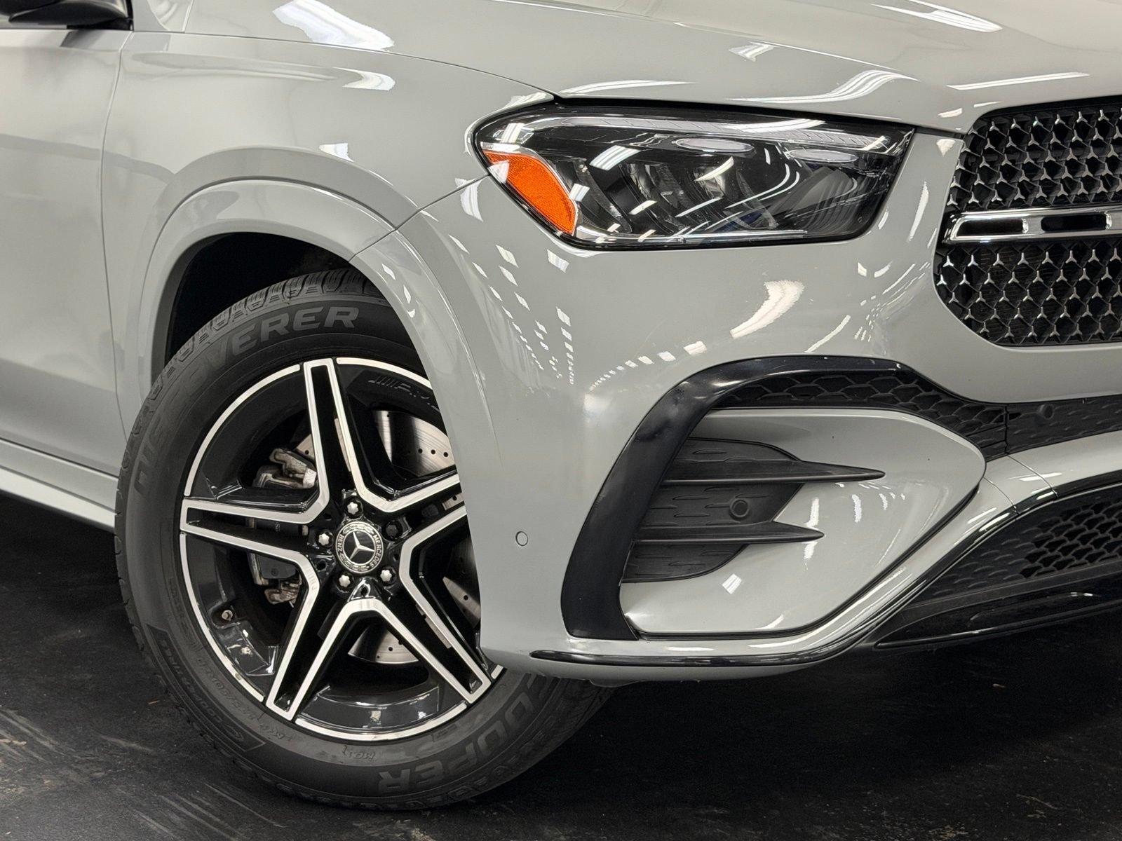 Used 2024 Mercedes-Benz GLE 450 4MATIC image 4