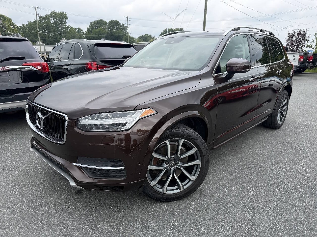 Used 2018 Volvo XC90 T6 Momentum w/ Convenience Package