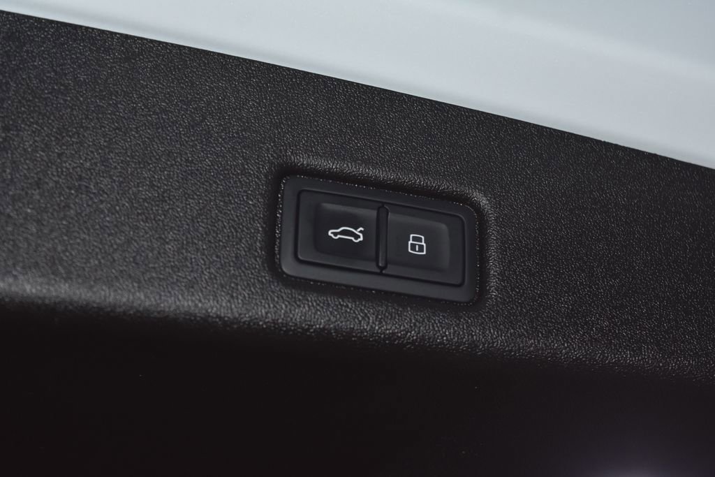 Certified 2025 Audi Q5 Premium Plus w/ Premium Plus image 27