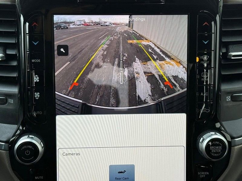 Used 2024 RAM 3500 Laramie image 18