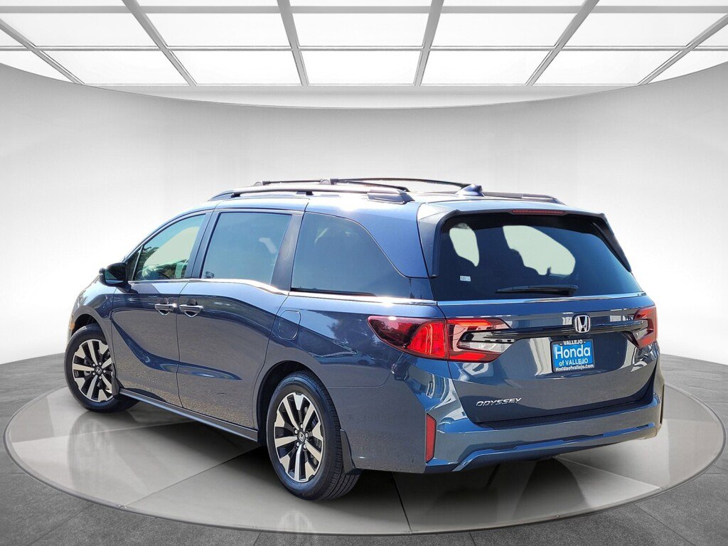 New 2026 Honda Odyssey EX-L image 5