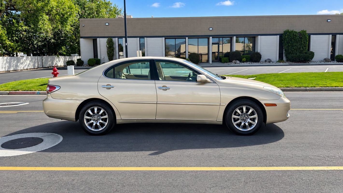 Used 2002 Lexus ES 330 FWD image 6