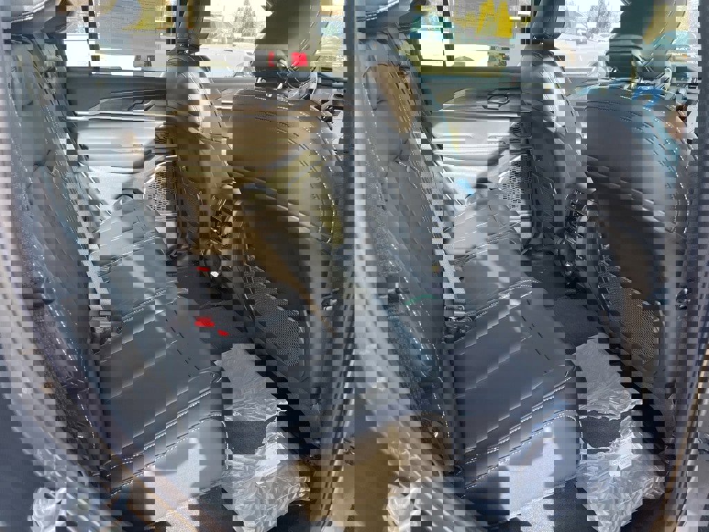 New 2026 Jeep Grand Cherokee Limited image 13