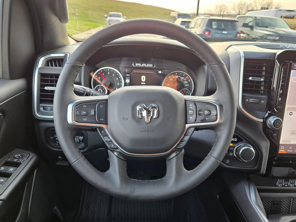 Used 2025 RAM 1500 Big Horn AWD/4WD image 21