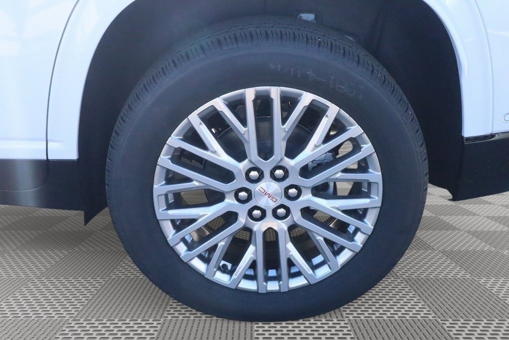 New 2026 GMC Acadia Denali w/ Super Cruise Package image 18