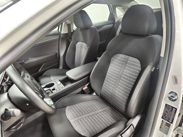 New 2026 Kia K5 LXS image 14