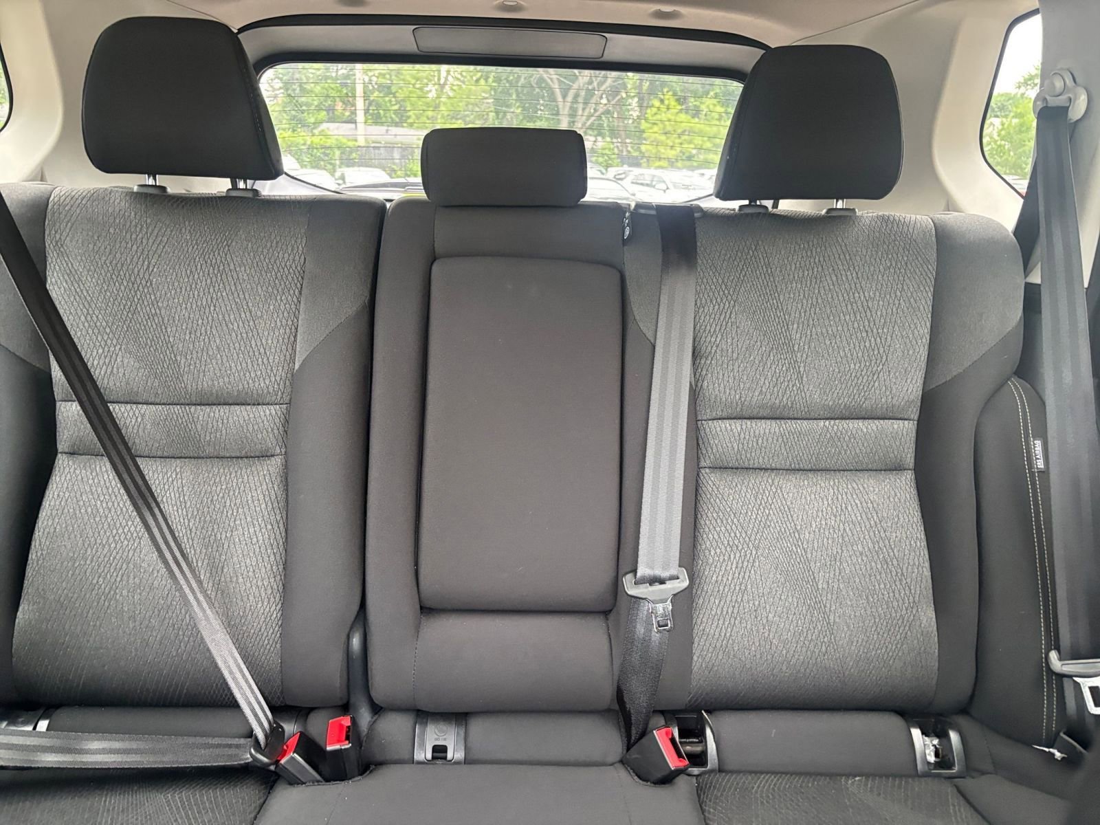 Used 2025 Nissan Rogue SV FWD image 39