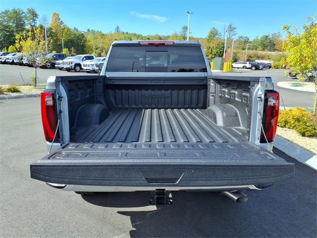 New 2026 GMC Sierra 2500 SLT w/ SLT Convenience Package image 7