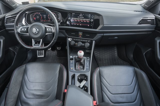 Used 2019 Volkswagen Jetta GLI Autobahn image 18