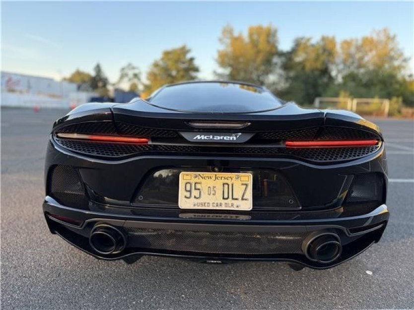 Used 2023 McLaren GT image 5