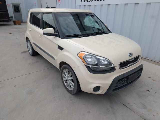 Used 2013 Kia Soul + w/ Audio Pkg image 6
