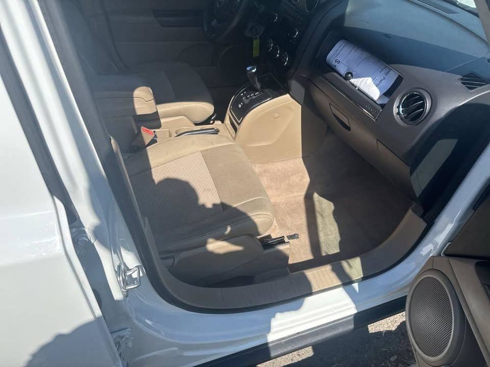 Used 2015 Jeep Patriot Sport w/ Power Value Group AWD/4WD image 13