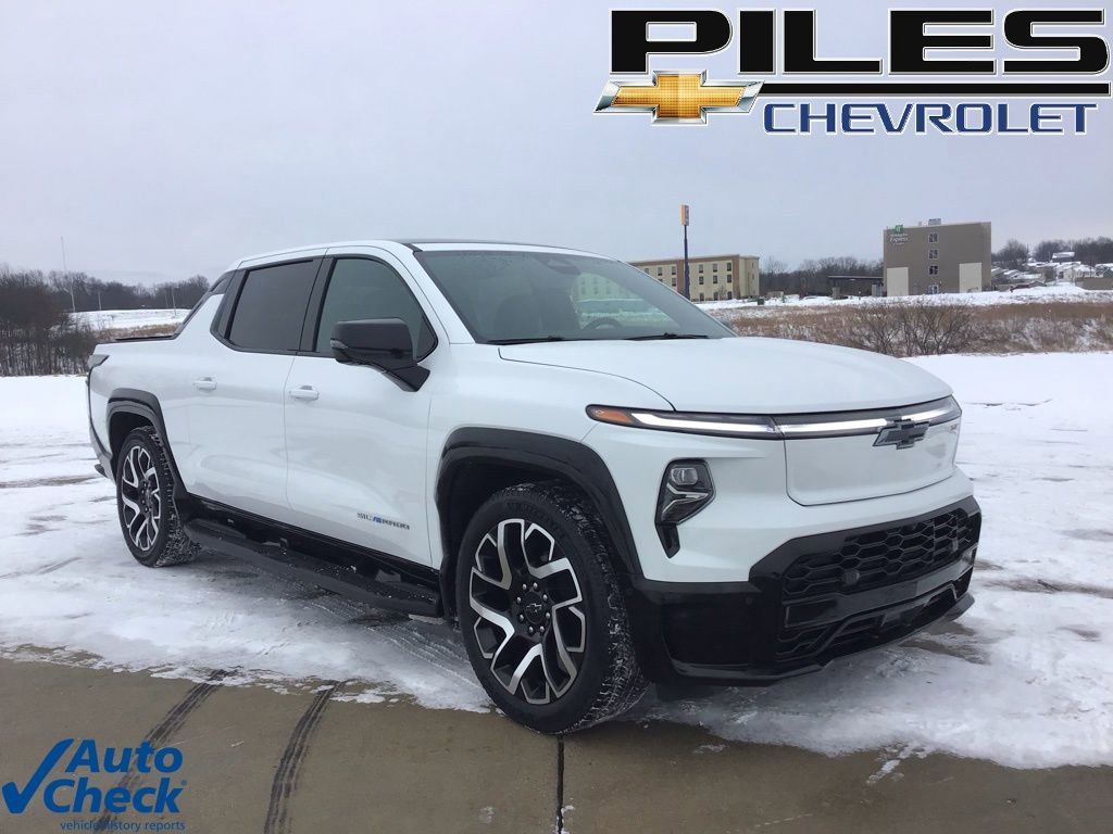 Used 2025 Chevrolet Silverado EV RST image 1