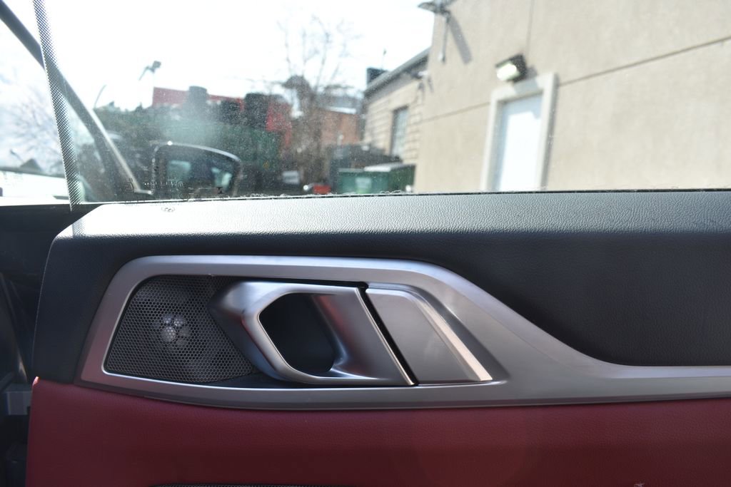 Used 2025 BMW 430i xDrive w/ Premium Package image 27