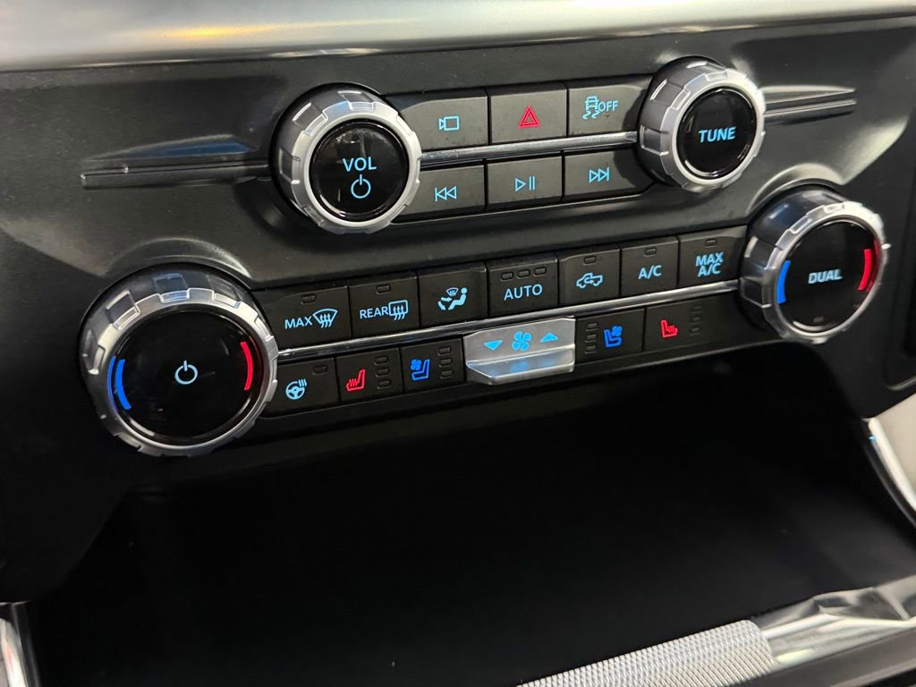 Used 2025 Ford F150 Lariat w/ Equipment Group 501A Mid image 20