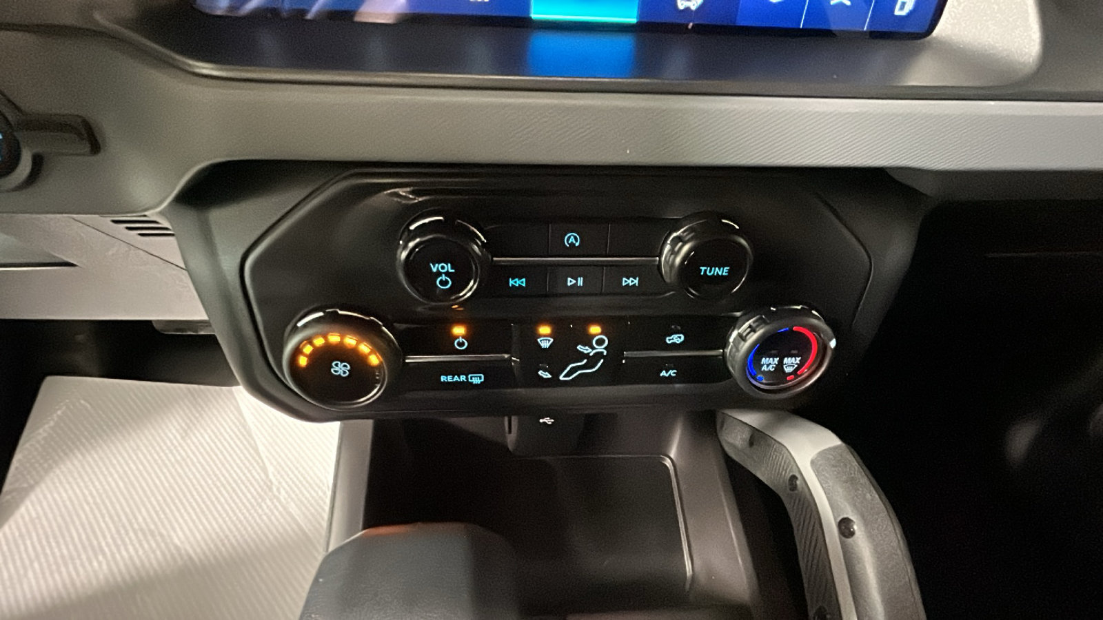 Used 2024 Ford Bronco Big Bend AWD/4WD image 23