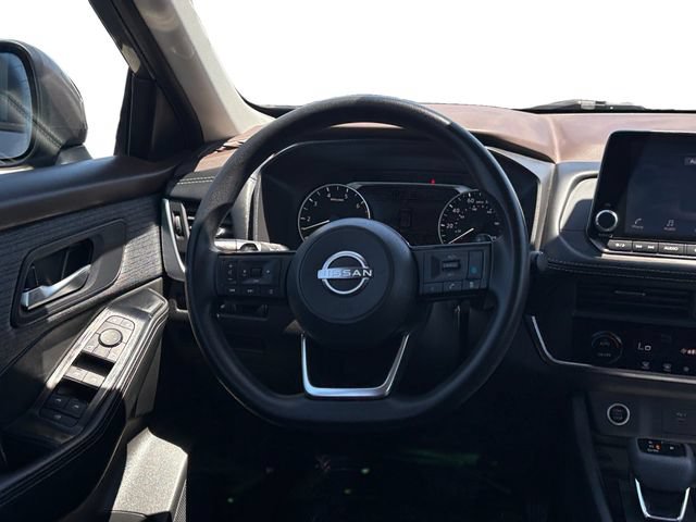 Used 2023 Nissan Rogue SV FWD image 15