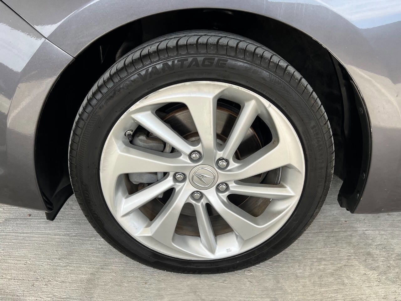 Used 2017 Acura ILX image 29