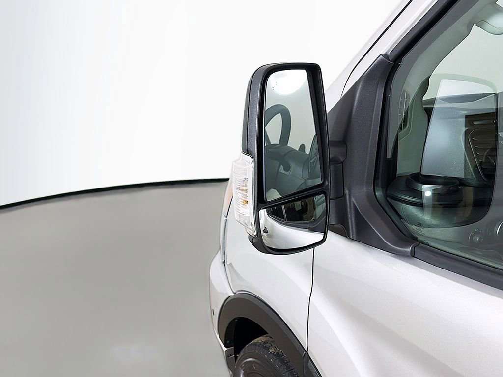 Used 2024 Ford Transit 350 XLT image 28